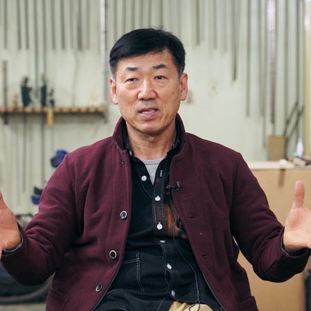 작업실에서 이야기하는 변남석 작가